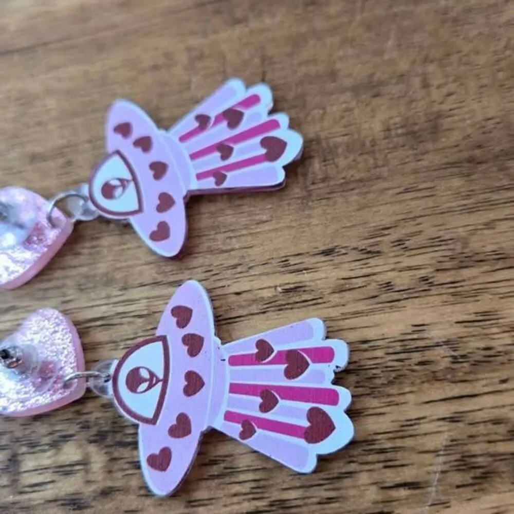 Pink Alien UFO Heart Acrylic Dangle Earrings | Glitter Heart Studs